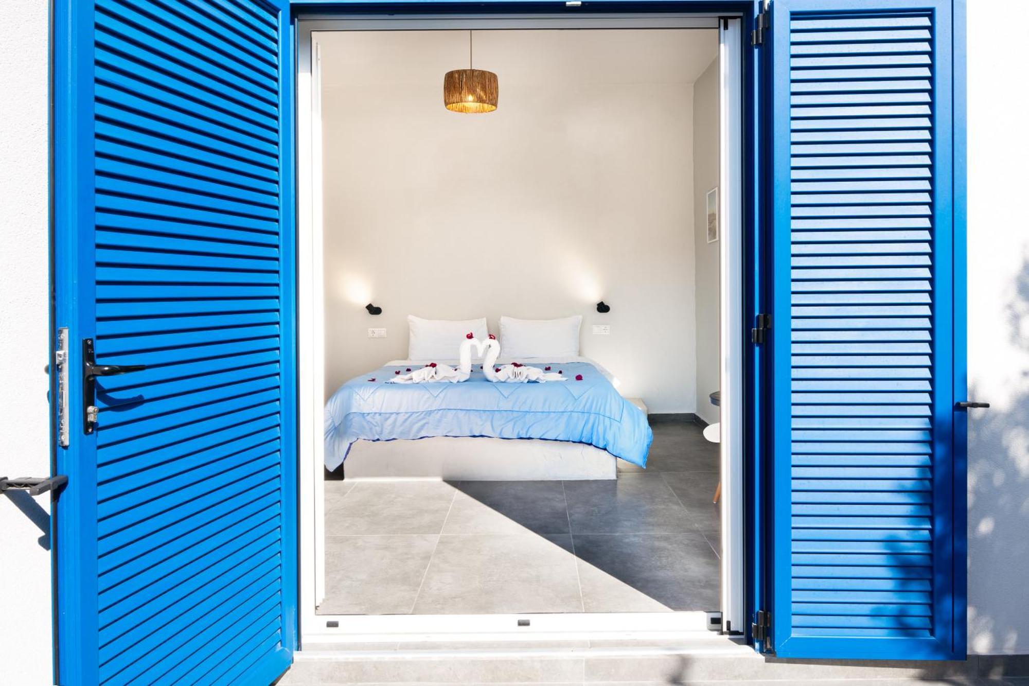 Appartamento Aegean Blue Santorini Perissa Esterno foto