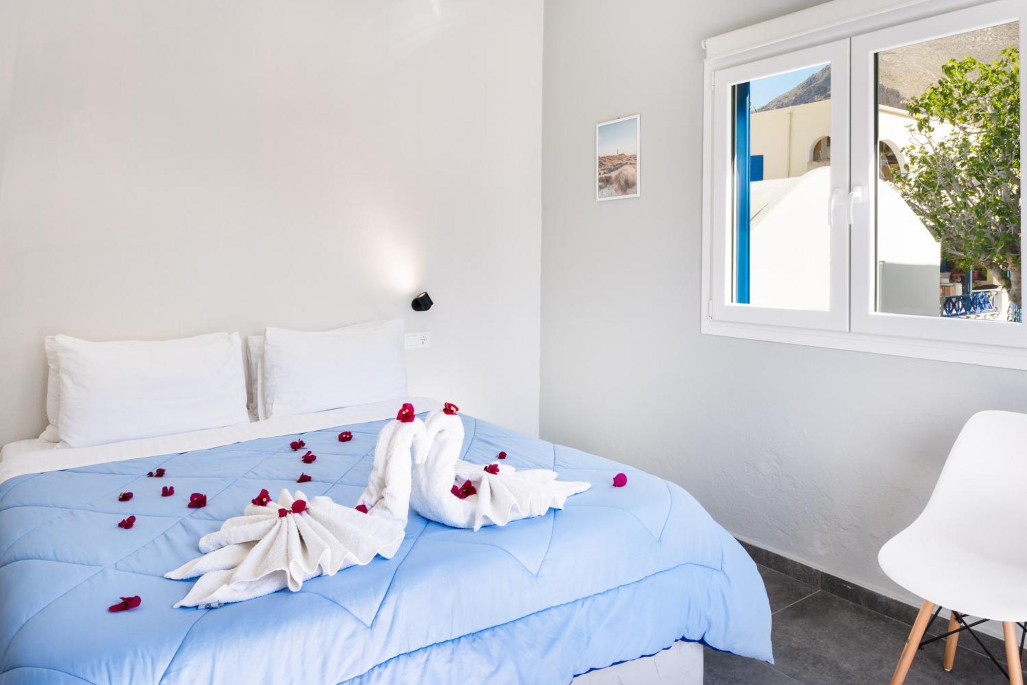 Appartamento Aegean Blue Santorini Perissa Esterno foto
